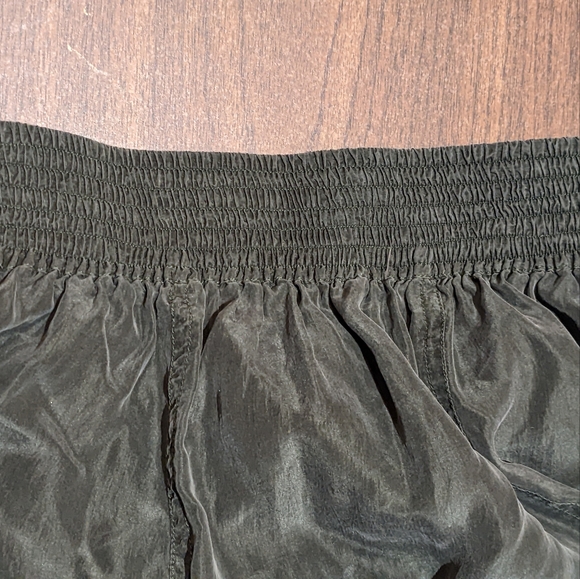 Forest Green 100% silk skirt - Picture 7 of 8